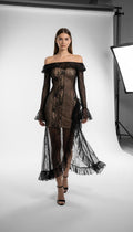 Volltransparentes schwarzes Abendkleid - Studioansicht