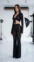 Schwarzes transparentes Strand-Set aus Spitze - Studioansicht
